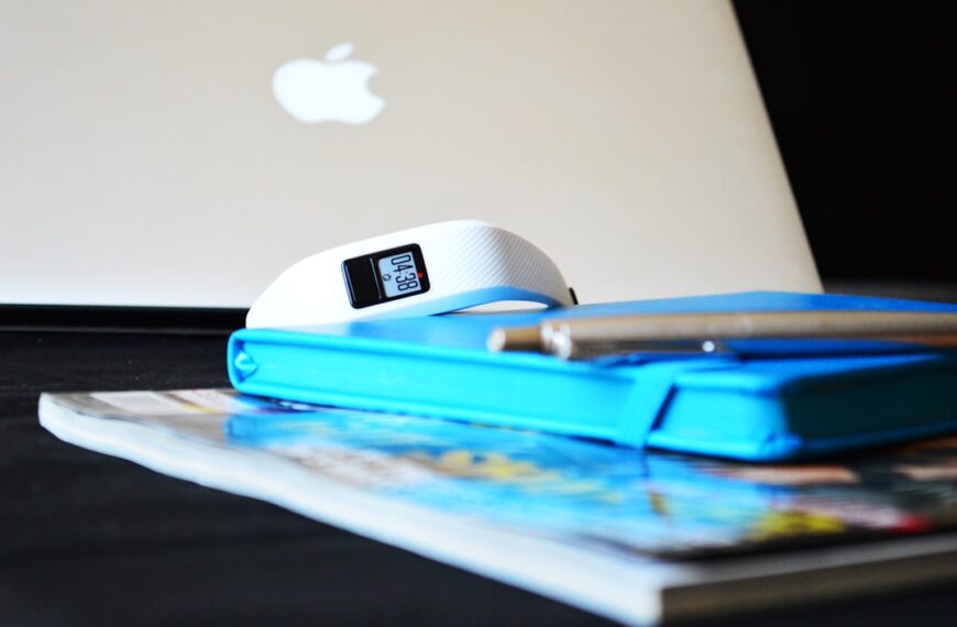 Quantified Self 2.0: Data-Driven Lives and the Future of Wellbeing